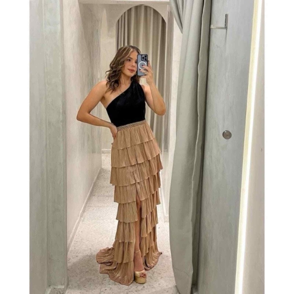 Mac Duggal Ieena One Shoulder Tiered Pleated Gown Black Gold Size 0 NWT - Picture 14 of 14